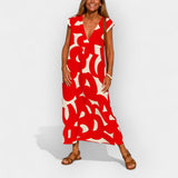 Peeteriina | Airy Dress with V-Neck and Modern Pattern