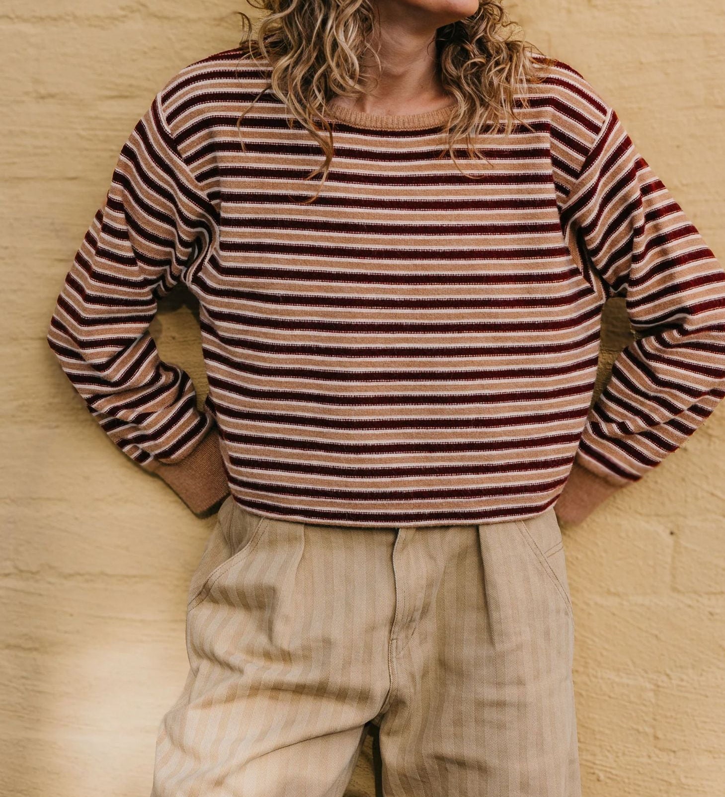 Women’s striped colour-block knit sweater – Soft and modern