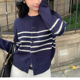 Women's striped crew-neck knit cardigan – A casual and comfortable style, ideal for layering every day