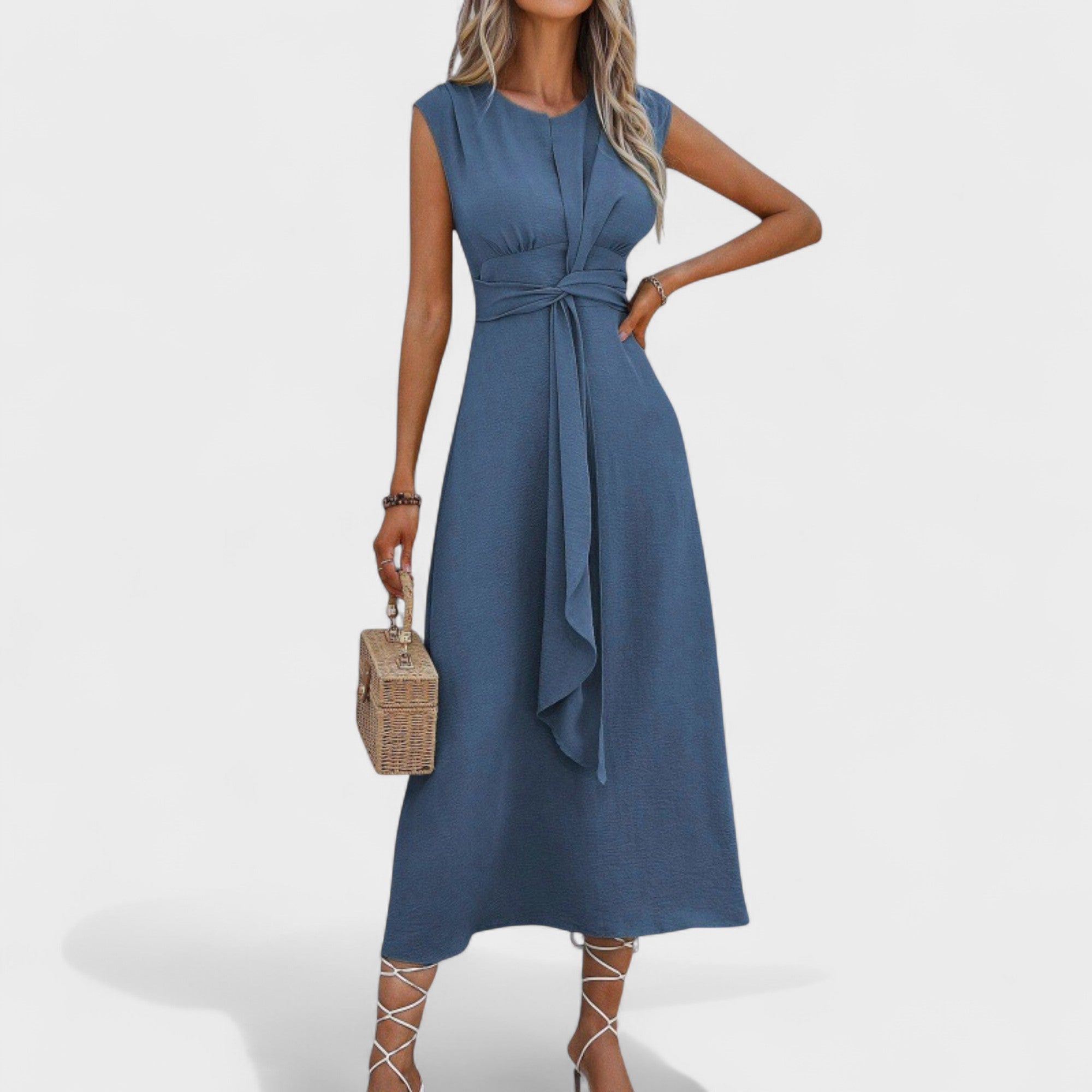 Emilia | Elegant maxi dress with no sleeves and a round neckline