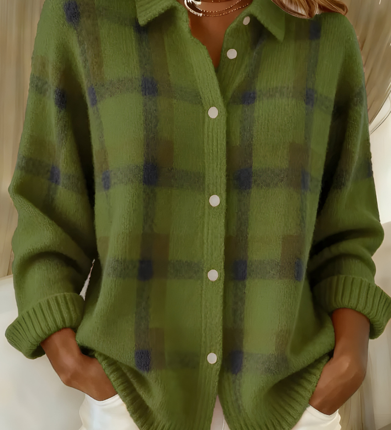 Soft Checked Women's Cardigan – Elegant and Comfortable Knitted Plaid