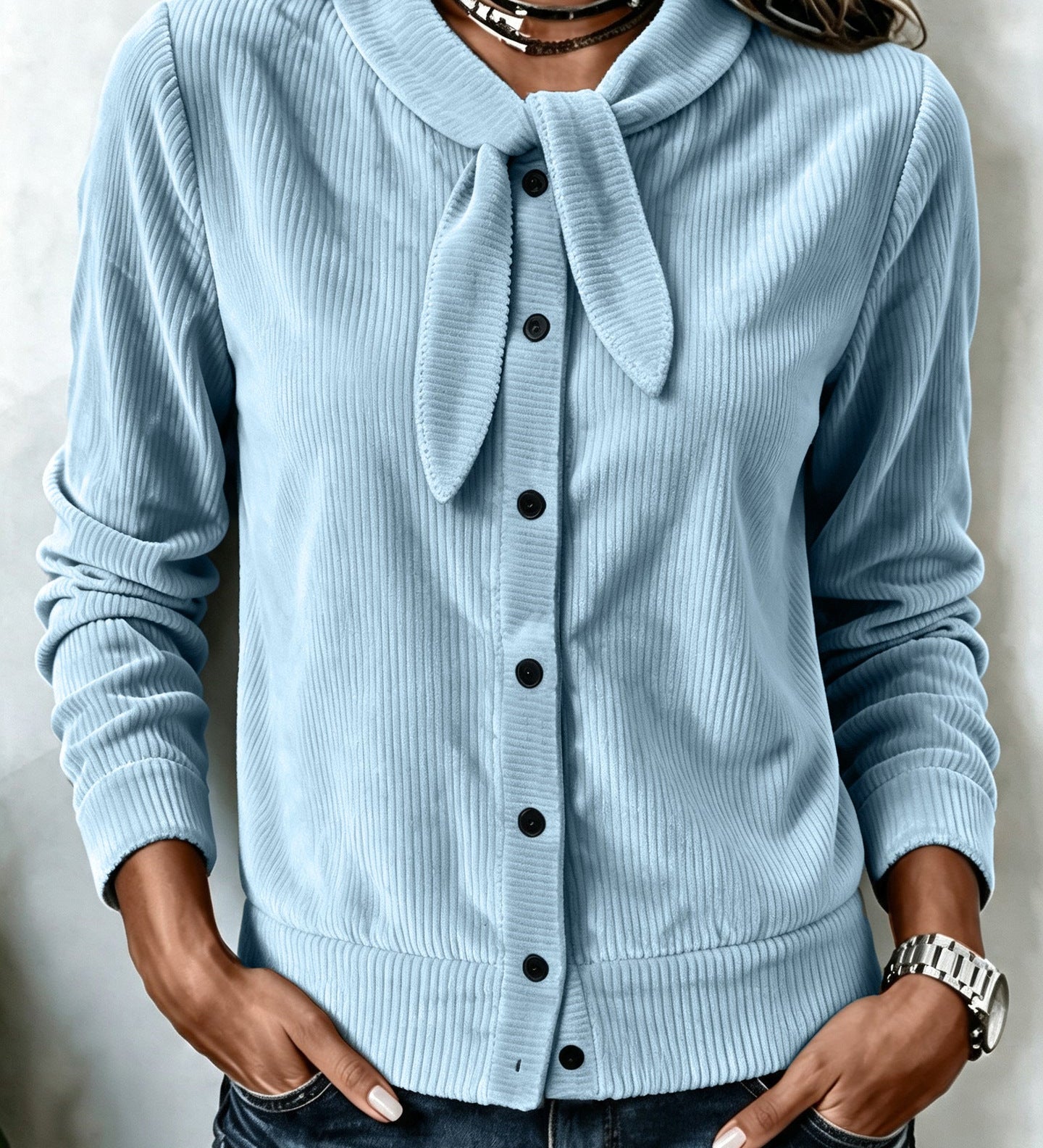 Women's button-front sweater with velvet bow - Soft and refined