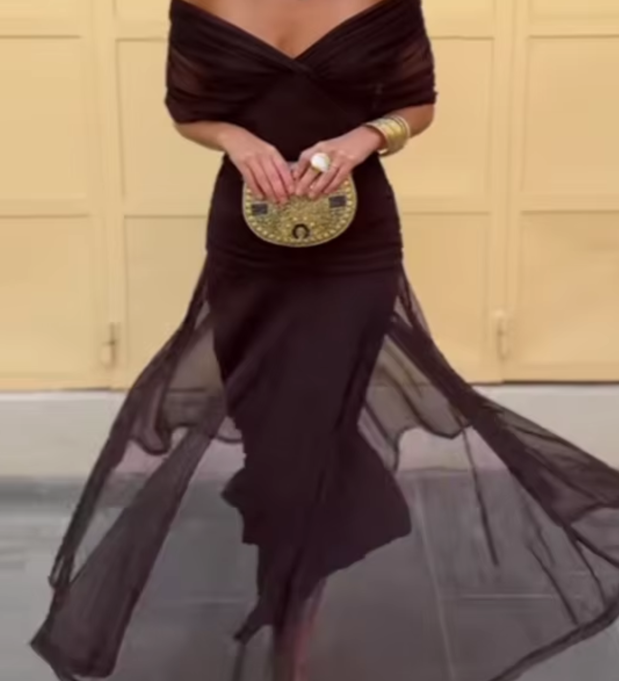 Louise | Elegant Maxi Dress with V-Neck