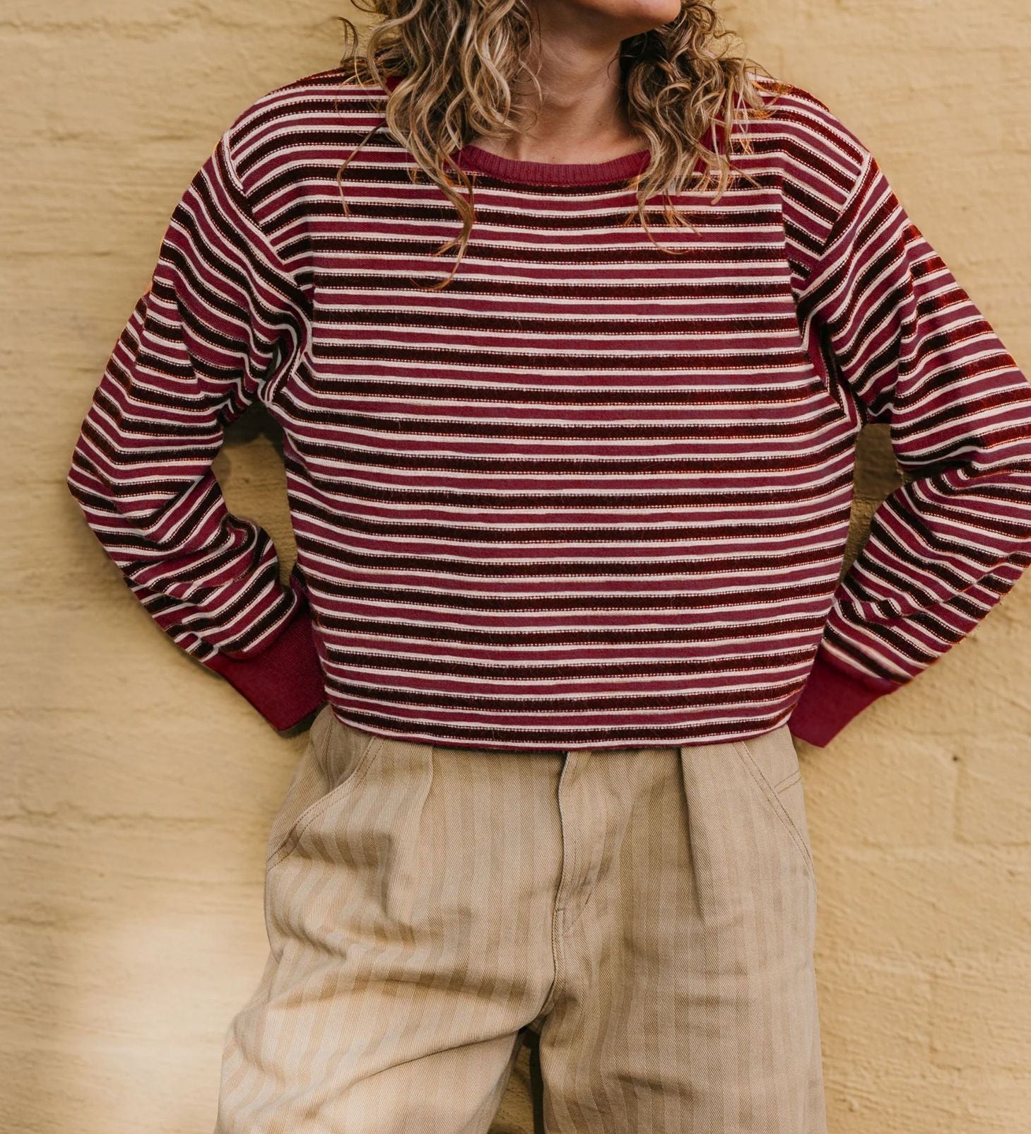 Women’s striped colour-block knit sweater – Soft and modern
