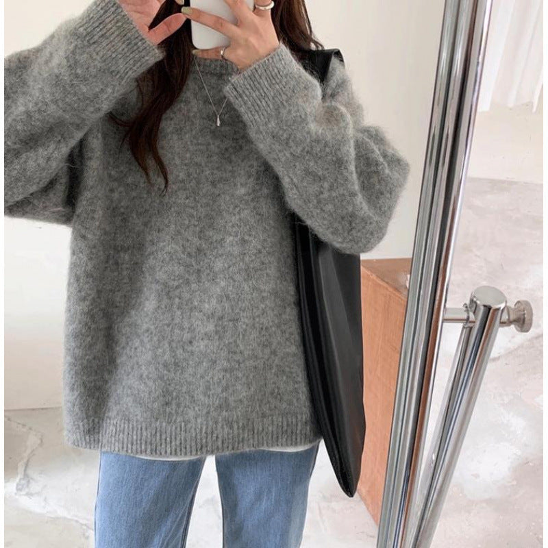 Luxurious Oversized Women's Pullover – Loose-Fitting Sweater in Mohair Blend
