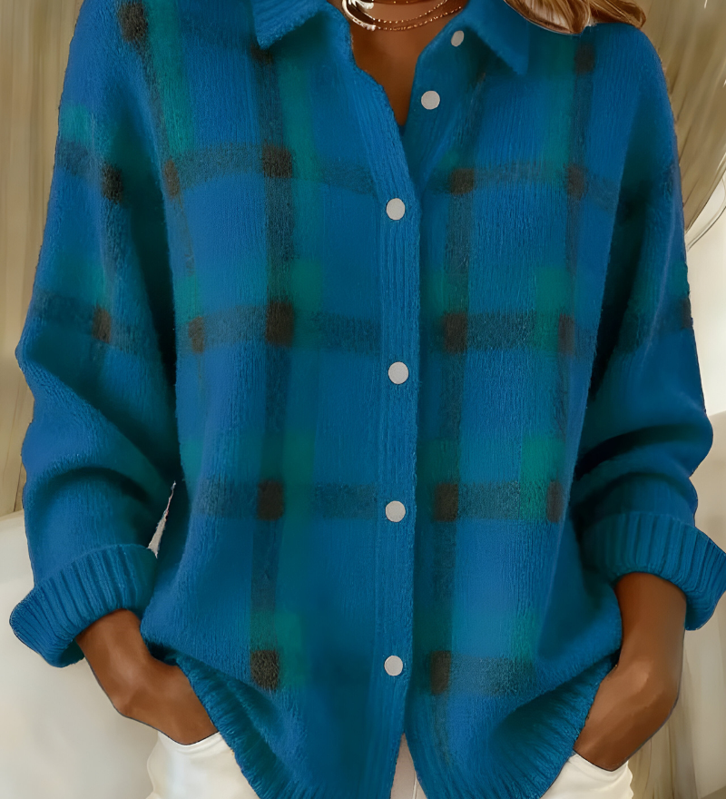 Soft Checked Women's Cardigan – Elegant and Comfortable Knitted Plaid