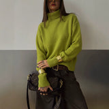 Women's Loose-Fit Solid Knit Sweater – A Casual and Comfortable Style for Every Day