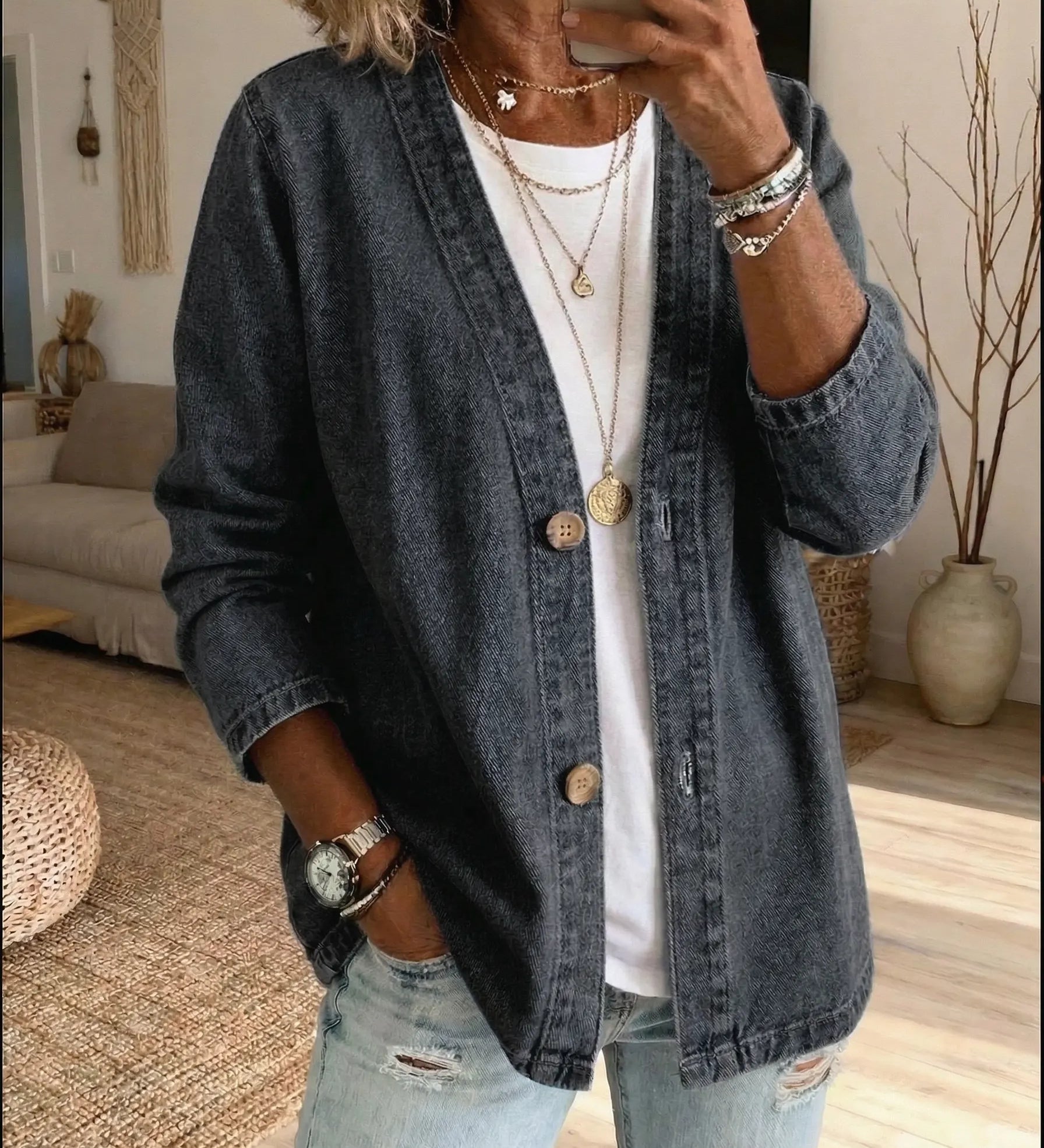 Women's casual button-up denim cardigan – An elegant, relaxed style, ideal for layering every day