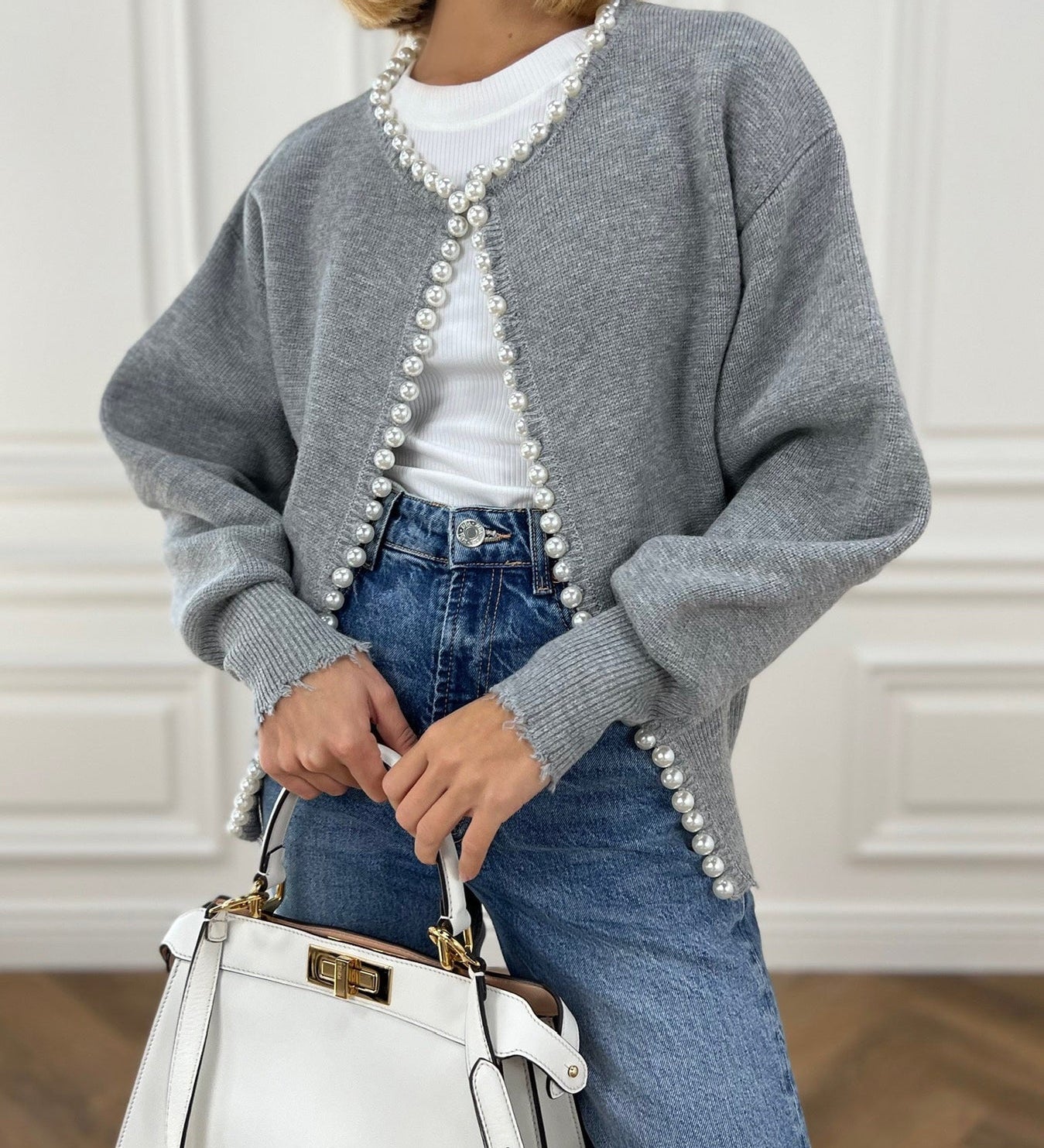Knitted Cardigan for Women Adorned with Beads – Elegant Long-Sleeved Cotton Blend Knitwear
