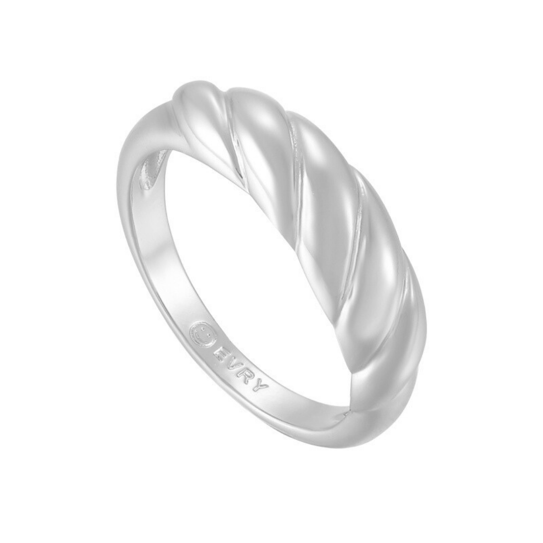 Elegant Ring