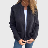 Women's zip-up hooded cardigan in soft knit – Comfortable and casual