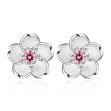 Flower-shaped stud earrings with zirconia