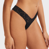 Seamless Low-Rise Lace Thong Panties (3 Pack)