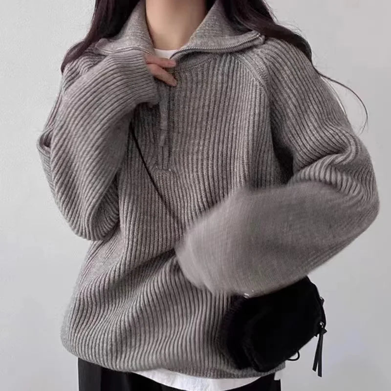 Women's half-zip polo sweater - Sporty and comfortable