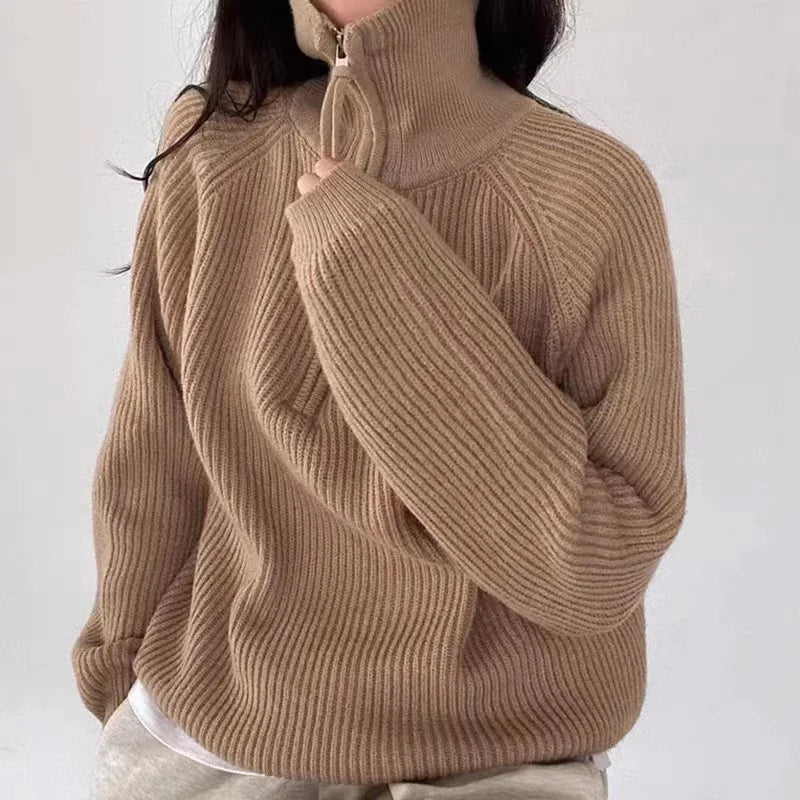 Women's half-zip polo sweater - Sporty and comfortable