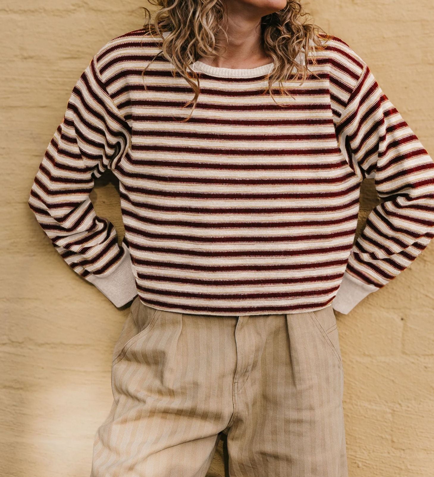 Women’s striped colour-block knit sweater – Soft and modern