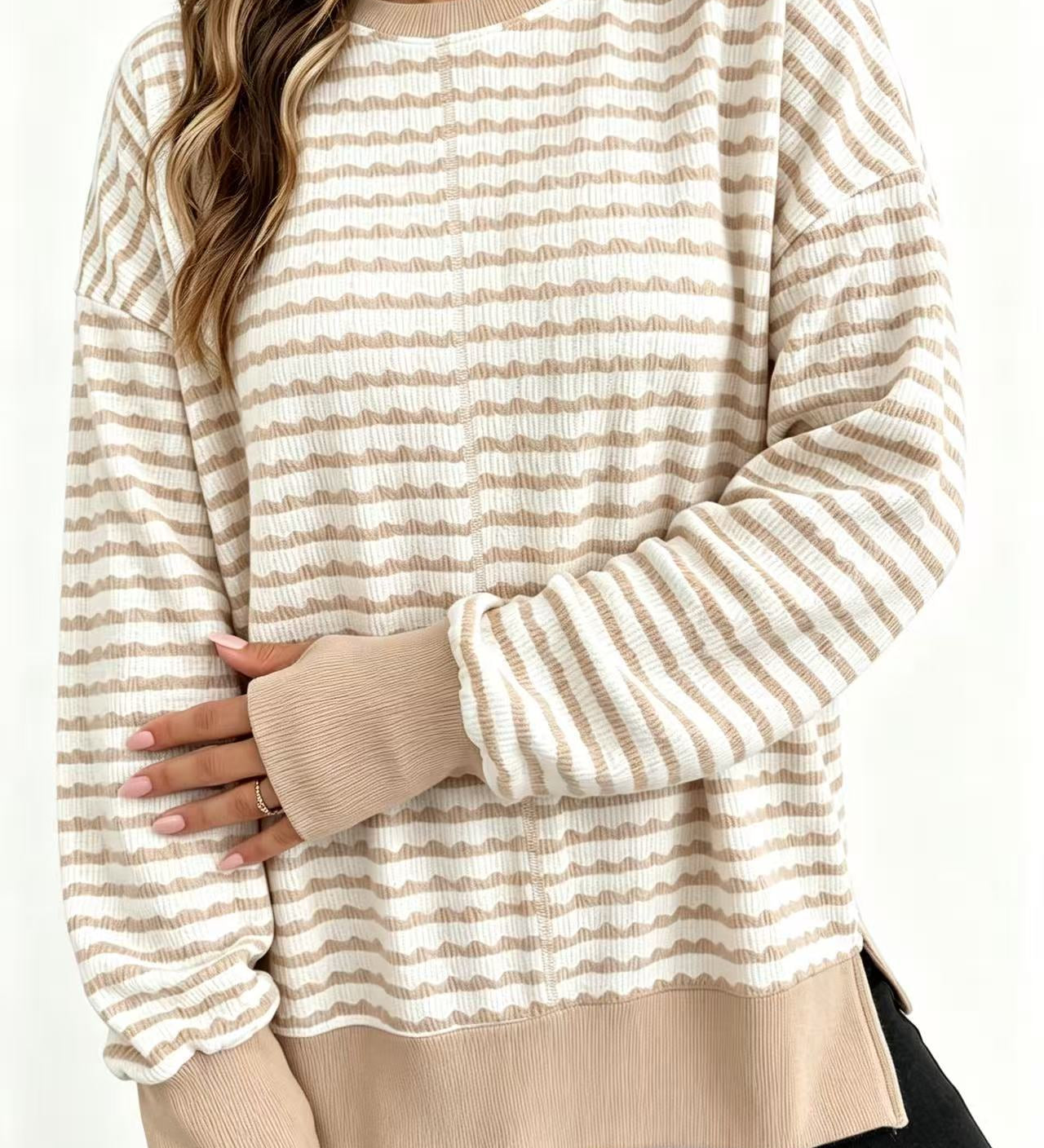 Striped women's sweater with side slits - Casual and soft
