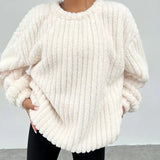 Oversized women's crew-neck sweater - Soft and casual
