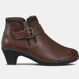 Emma | Natural warm elegant brown colour