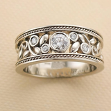Timeless Silver Ring™ – Zirconia Sparkle